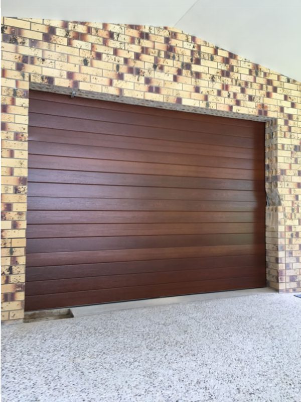 residential-sectional-doors-12